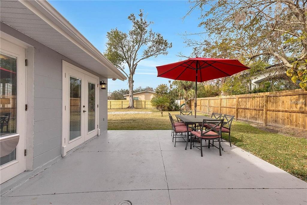 1800 NORTHUMBERLAND AVENUE, ORLANDO, Florida 32804, 4 Bedrooms Bedrooms, 3 Rooms Rooms,2 BathroomsBathrooms,Residential,For sale,NORTHUMBERLAND,O5557980