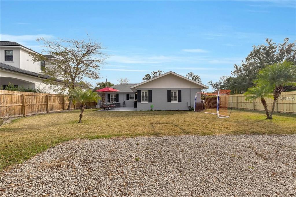 1800 NORTHUMBERLAND AVENUE, ORLANDO, Florida 32804, 4 Bedrooms Bedrooms, 3 Rooms Rooms,2 BathroomsBathrooms,Residential,For sale,NORTHUMBERLAND,O5557980