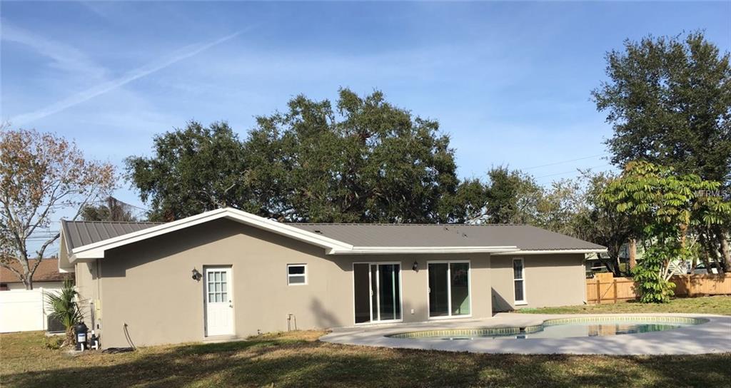 1980 1ST AVENUE SE, LARGO, Florida 33771, 4 Bedrooms Bedrooms, 8 Rooms Rooms,3 BathroomsBathrooms,Residential,For sale,1ST,U7846068