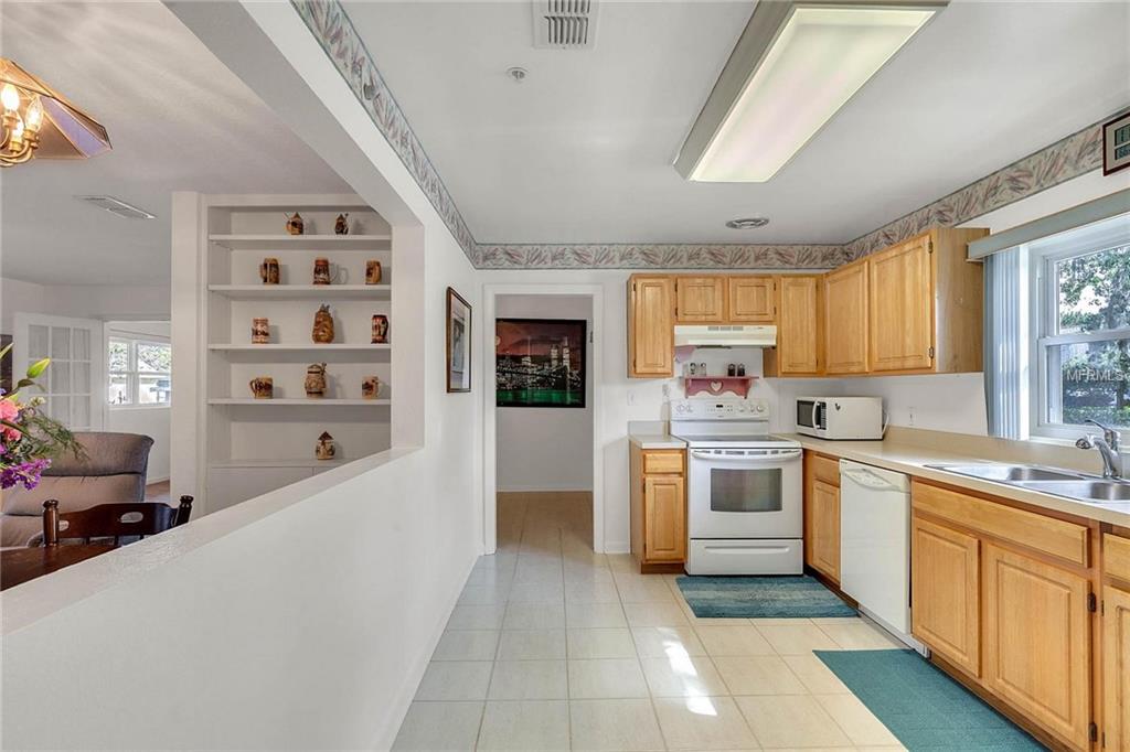 3120 SAGAMORE STREET, ORLANDO, Florida 32827, 4 Bedrooms Bedrooms, 7 Rooms Rooms,2 BathroomsBathrooms,Residential,For sale,SAGAMORE,O5561153