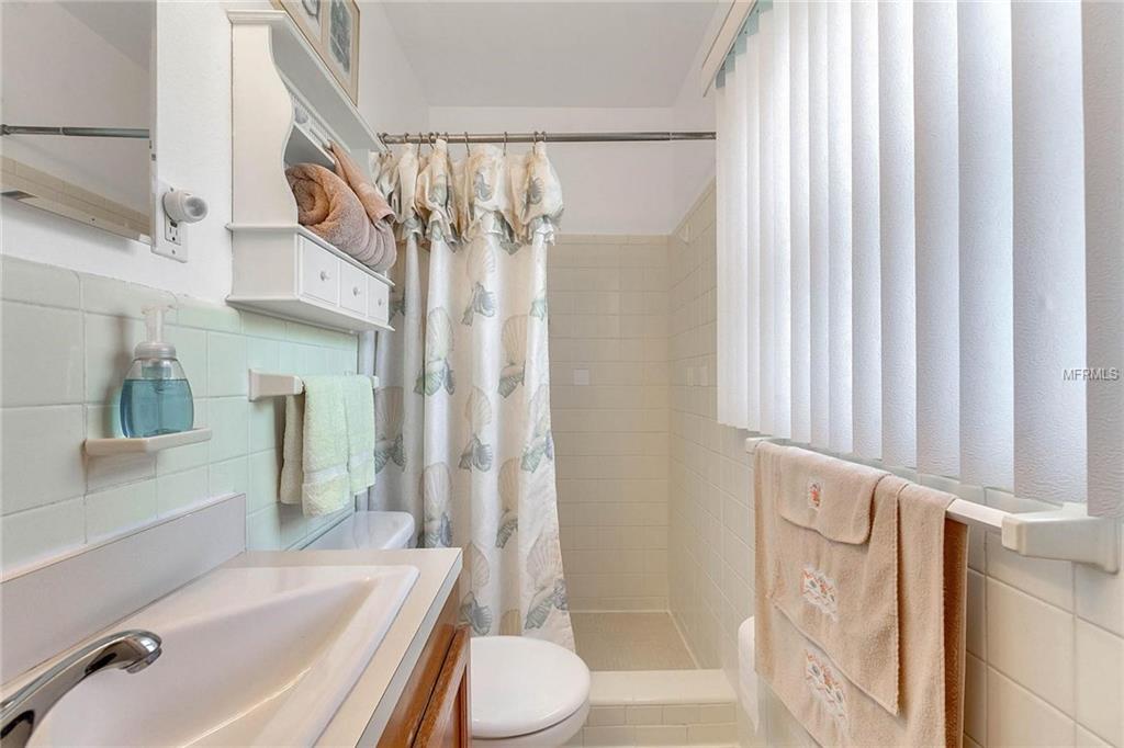 3120 SAGAMORE STREET, ORLANDO, Florida 32827, 4 Bedrooms Bedrooms, 7 Rooms Rooms,2 BathroomsBathrooms,Residential,For sale,SAGAMORE,O5561153