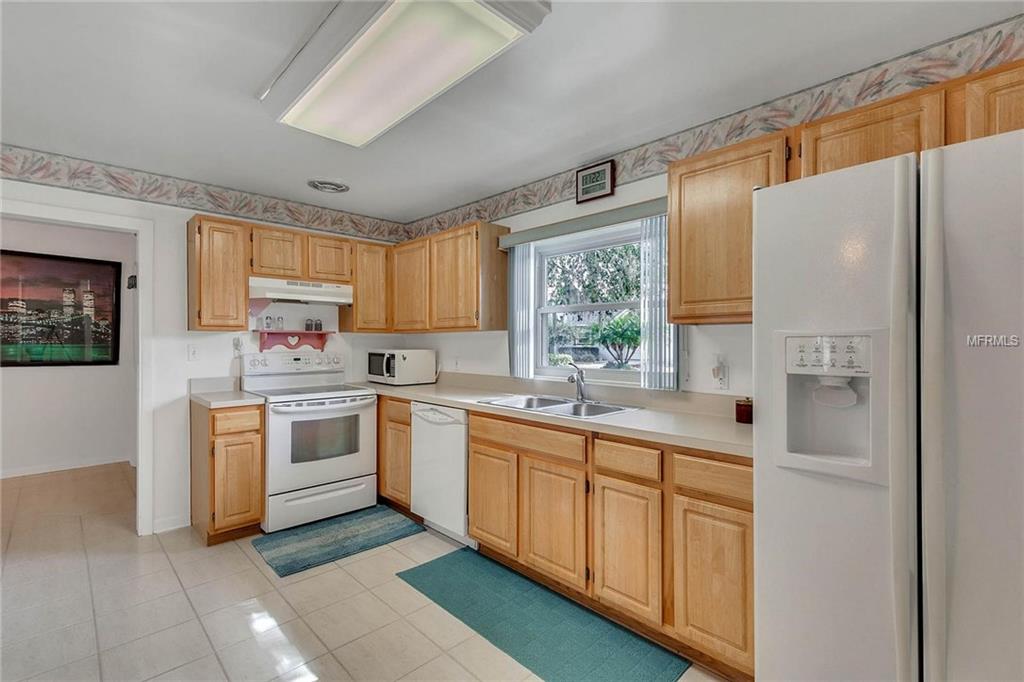 3120 SAGAMORE STREET, ORLANDO, Florida 32827, 4 Bedrooms Bedrooms, 7 Rooms Rooms,2 BathroomsBathrooms,Residential,For sale,SAGAMORE,O5561153