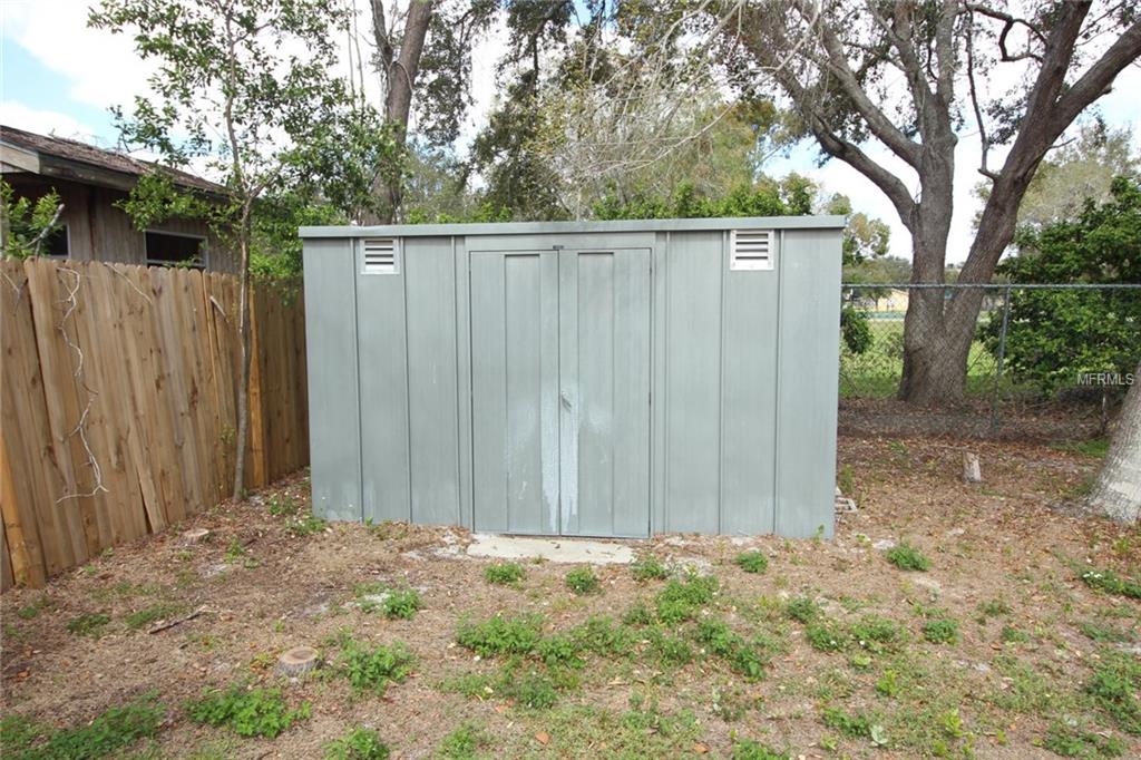 187 FLORIDAHAVEN DRIVE, MAITLAND, Florida 32751, 4 Bedrooms Bedrooms, 8 Rooms Rooms,2 BathroomsBathrooms,Residential,For sale,FLORIDAHAVEN,O5561405