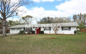 187 FLORIDAHAVEN DRIVE, MAITLAND, Florida 32751, 4 Bedrooms Bedrooms, 8 Rooms Rooms,2 BathroomsBathrooms,Residential,For sale,FLORIDAHAVEN,O5561405