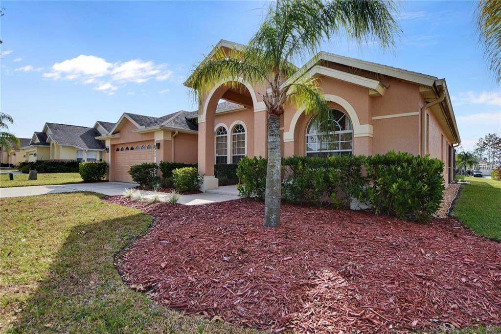 15920 ROBIN HILL LOOP, CLERMONT, Florida 34714, 4 Bedrooms Bedrooms, 9 Rooms Rooms,3 BathroomsBathrooms,Residential,For sale,ROBIN HILL,O5561714
