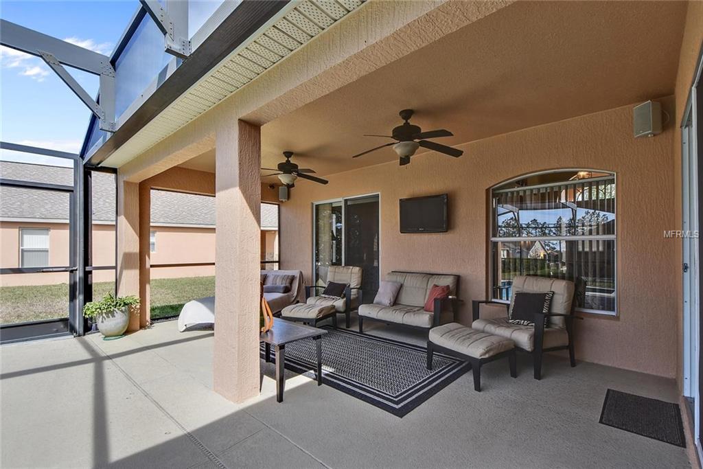 15920 ROBIN HILL LOOP, CLERMONT, Florida 34714, 4 Bedrooms Bedrooms, 9 Rooms Rooms,3 BathroomsBathrooms,Residential,For sale,ROBIN HILL,O5561714