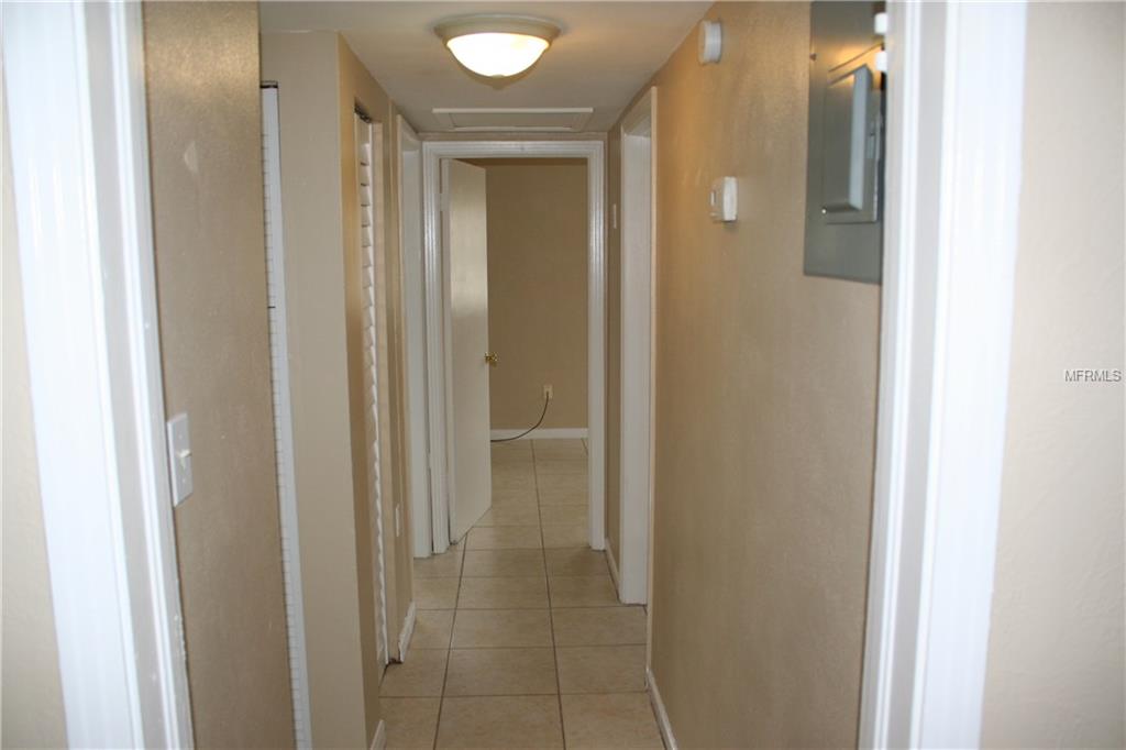 1237 QUEENSWAY ROAD, ORLANDO, Florida 32808, 3 Bedrooms Bedrooms, 7 Rooms Rooms,1 BathroomBathrooms,Residential,For sale,QUEENSWAY,O5561817