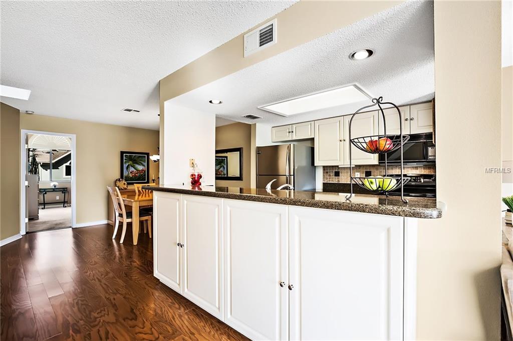 529 GARLAND CIRCLE, INDIAN ROCKS BEACH, Florida 33785, 3 Bedrooms Bedrooms, 6 Rooms Rooms,2 BathroomsBathrooms,Residential,For sale,GARLAND,U7847600