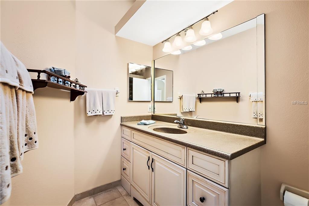 529 GARLAND CIRCLE, INDIAN ROCKS BEACH, Florida 33785, 3 Bedrooms Bedrooms, 6 Rooms Rooms,2 BathroomsBathrooms,Residential,For sale,GARLAND,U7847600