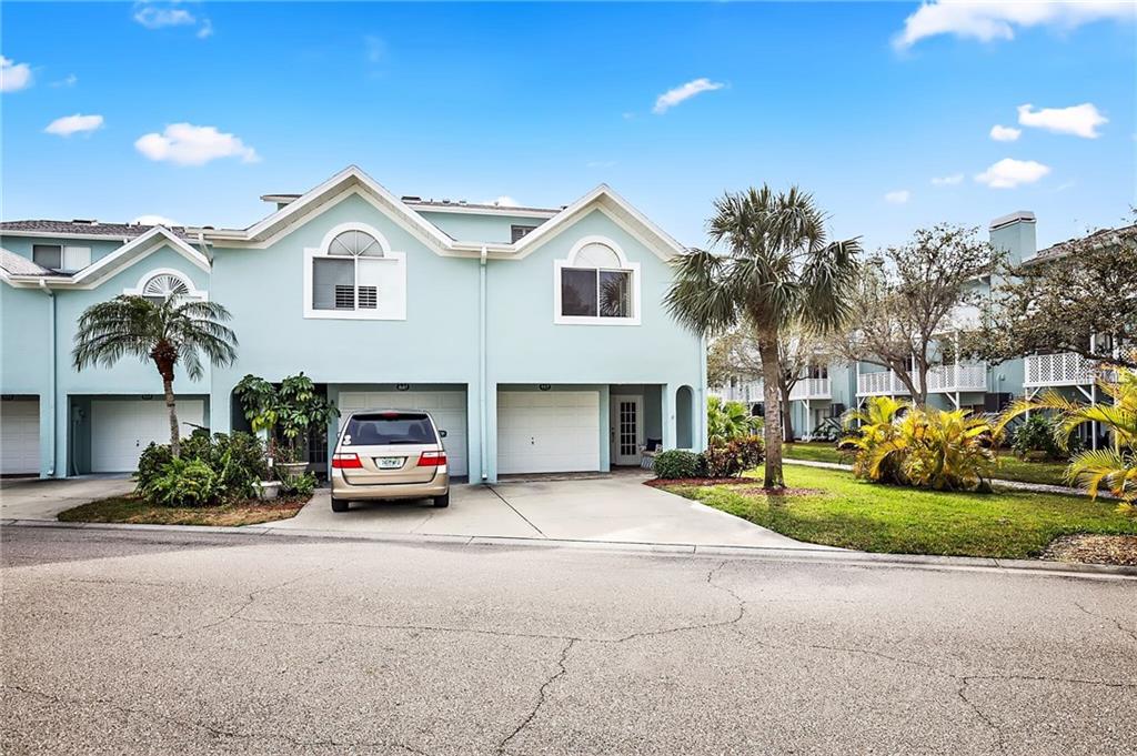 529 GARLAND CIRCLE, INDIAN ROCKS BEACH, Florida 33785, 3 Bedrooms Bedrooms, 6 Rooms Rooms,2 BathroomsBathrooms,Residential,For sale,GARLAND,U7847600