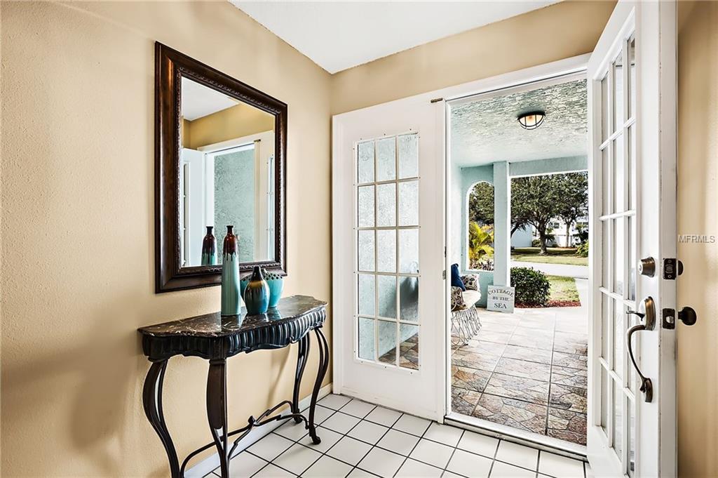 529 GARLAND CIRCLE, INDIAN ROCKS BEACH, Florida 33785, 3 Bedrooms Bedrooms, 6 Rooms Rooms,2 BathroomsBathrooms,Residential,For sale,GARLAND,U7847600