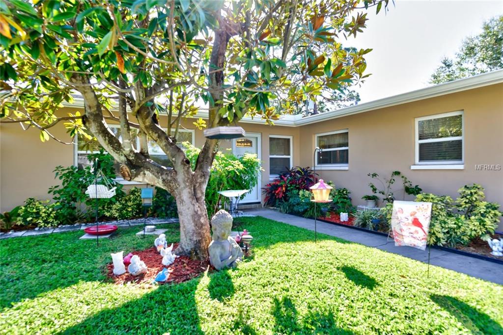 1141 PHYLLIS AVENUE, LARGO, Florida 33771, 2 Bedrooms Bedrooms, 5 Rooms Rooms,2 BathroomsBathrooms,Residential,For sale,PHYLLIS,T2904513