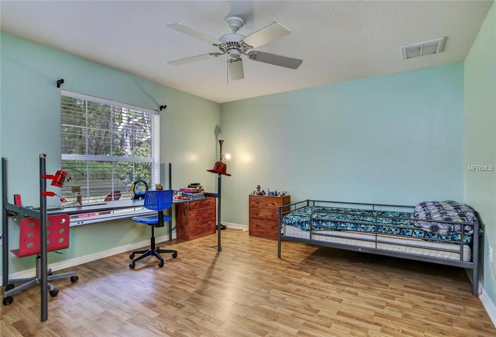 806 DARBY LANE, BROOKSVILLE, Florida 34601, 3 Bedrooms Bedrooms, 6 Rooms Rooms,2 BathroomsBathrooms,Residential,For sale,DARBY,T2916451