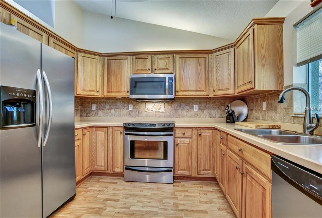 806 DARBY LANE, BROOKSVILLE, Florida 34601, 3 Bedrooms Bedrooms, 6 Rooms Rooms,2 BathroomsBathrooms,Residential,For sale,DARBY,T2916451