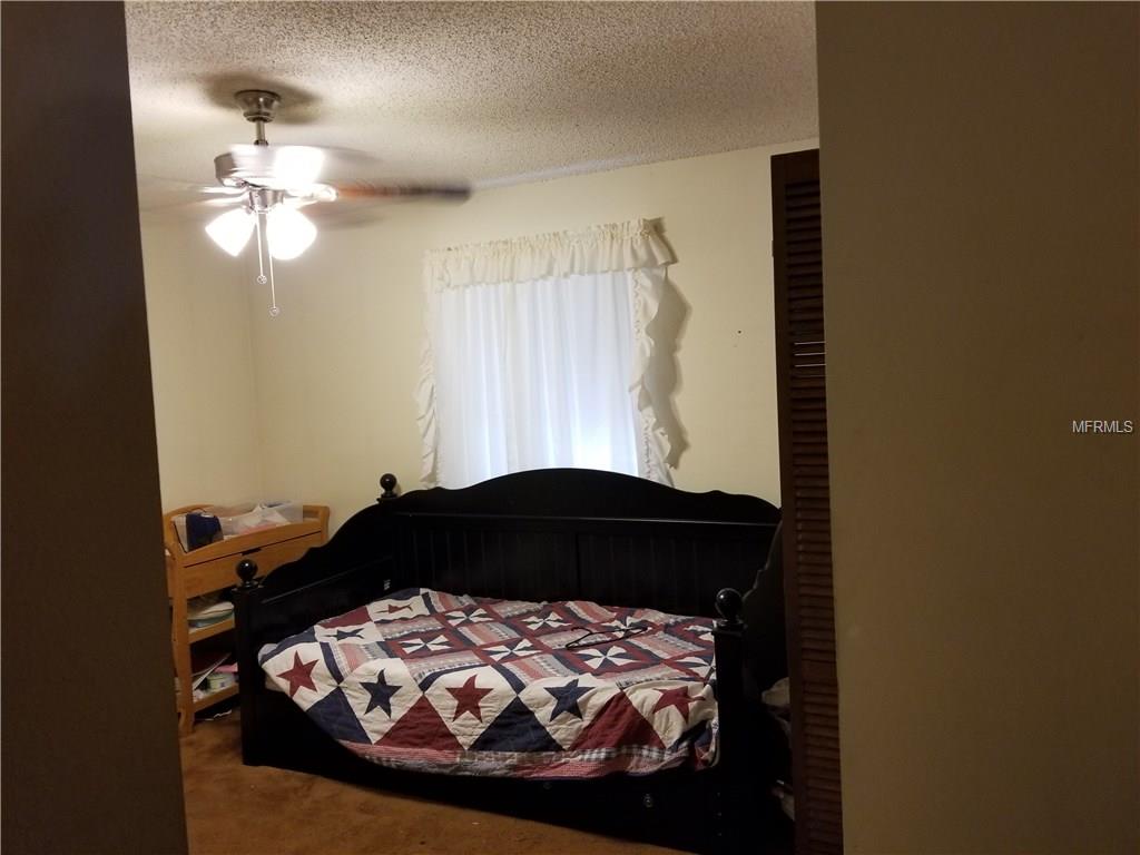 918 SOUTHPOINT LANE, LAKELAND, Florida 33813, 3 Bedrooms Bedrooms, 6 Rooms Rooms,2 BathroomsBathrooms,Residential,For sale,SOUTHPOINT,P4718466