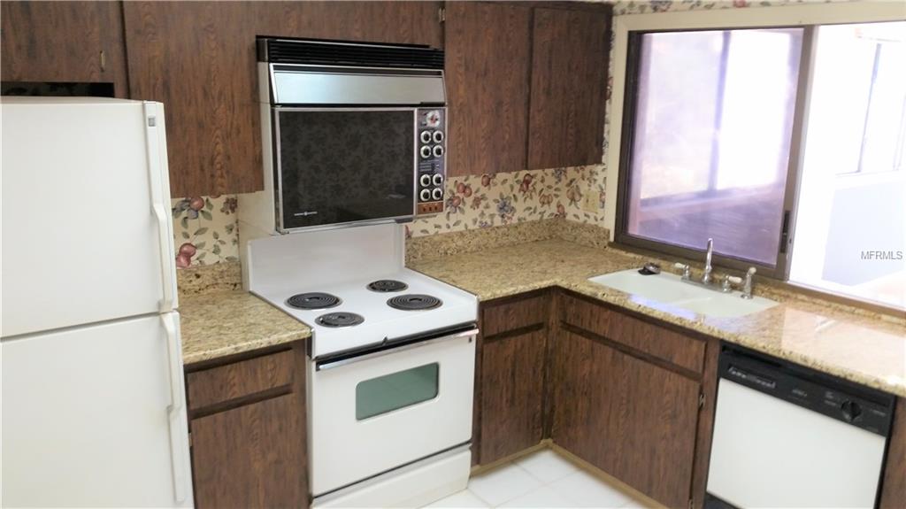 4110 PINELAKE LANE, TAMPA, Florida 33618, 1 Bedroom Bedrooms, 4 Rooms Rooms,1 BathroomBathrooms,Residential,For sale,PINELAKE,H2204481