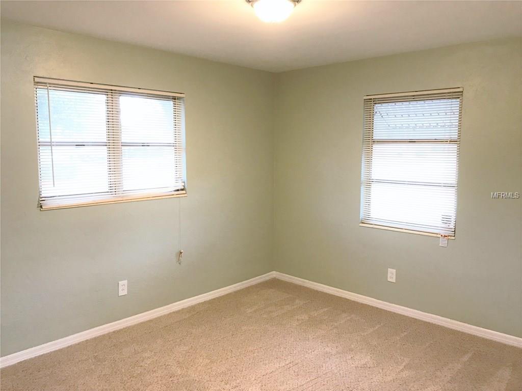 400 37TH STREET N, ST PETERSBURG, Florida 33713, 3 Bedrooms Bedrooms, 3 Rooms Rooms,1 BathroomBathrooms,Residential,For sale,37TH,T2925528