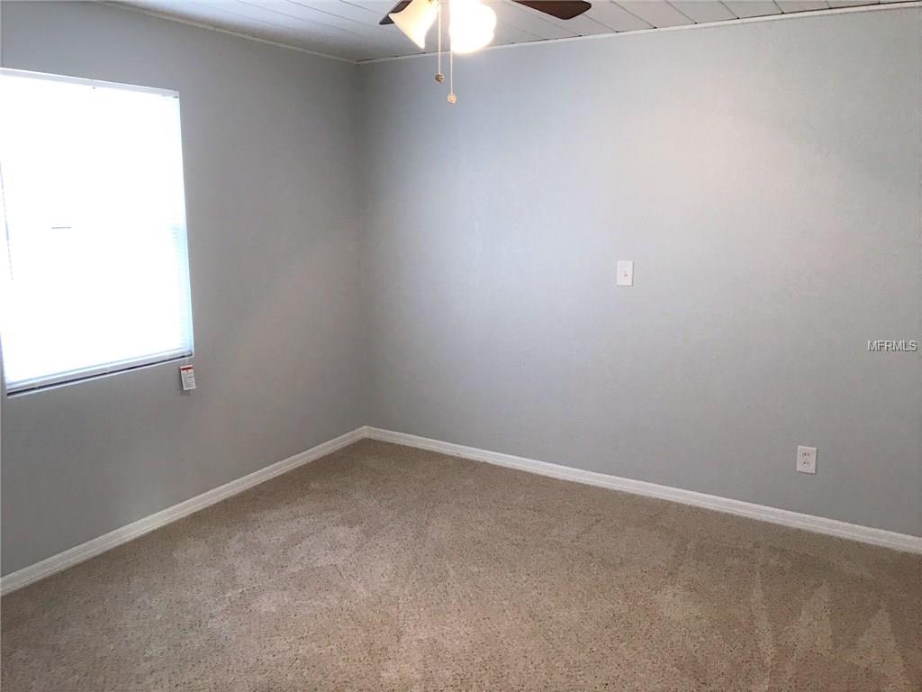 400 37TH STREET N, ST PETERSBURG, Florida 33713, 3 Bedrooms Bedrooms, 3 Rooms Rooms,1 BathroomBathrooms,Residential,For sale,37TH,T2925528