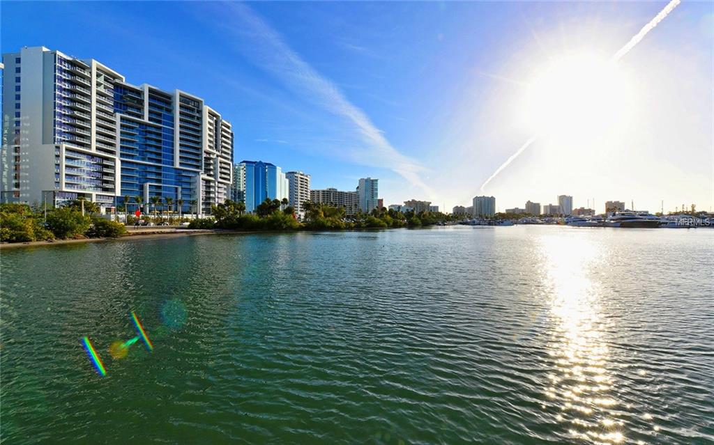 650 GOLDEN GATE POINT, SARASOTA, Florida 34236, 2 Bedrooms Bedrooms, 8 Rooms Rooms,2 BathroomsBathrooms,Residential,For sale,GOLDEN GATE,A4208528