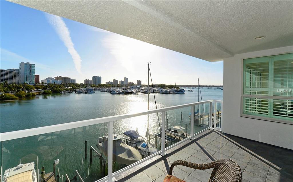 650 GOLDEN GATE POINT, SARASOTA, Florida 34236, 2 Bedrooms Bedrooms, 8 Rooms Rooms,2 BathroomsBathrooms,Residential,For sale,GOLDEN GATE,A4208528