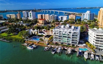 650 GOLDEN GATE POINT, SARASOTA, Florida 34236, 2 Bedrooms Bedrooms, 8 Rooms Rooms,2 BathroomsBathrooms,Residential,For sale,GOLDEN GATE,A4208528