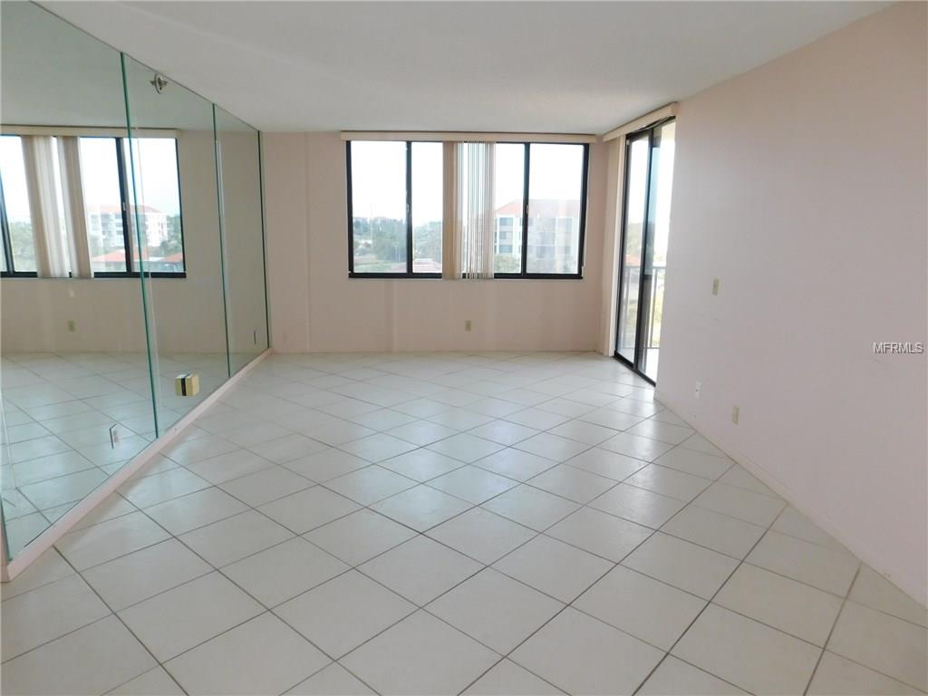 6322 PALMA DEL MAR BOULEVARD S, ST PETERSBURG, Florida 33715, 2 Bedrooms Bedrooms, 4 Rooms Rooms,2 BathroomsBathrooms,Residential,For sale,PALMA DEL MAR,U7846427