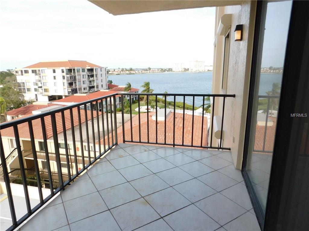 6322 PALMA DEL MAR BOULEVARD S, ST PETERSBURG, Florida 33715, 2 Bedrooms Bedrooms, 4 Rooms Rooms,2 BathroomsBathrooms,Residential,For sale,PALMA DEL MAR,U7846427