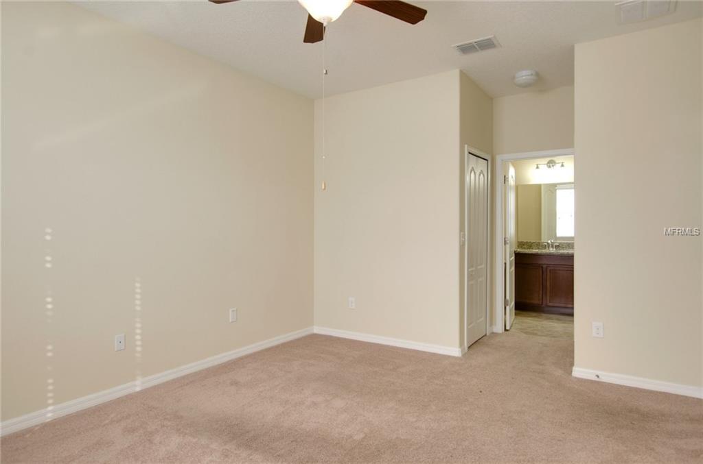 916 MEADOW GLADE DRIVE, RUSKIN, Florida 33570, 3 Bedrooms Bedrooms, 7 Rooms Rooms,3 BathroomsBathrooms,Residential,For sale,MEADOW GLADE,T2927404