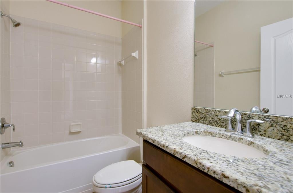 916 MEADOW GLADE DRIVE, RUSKIN, Florida 33570, 3 Bedrooms Bedrooms, 7 Rooms Rooms,3 BathroomsBathrooms,Residential,For sale,MEADOW GLADE,T2927404