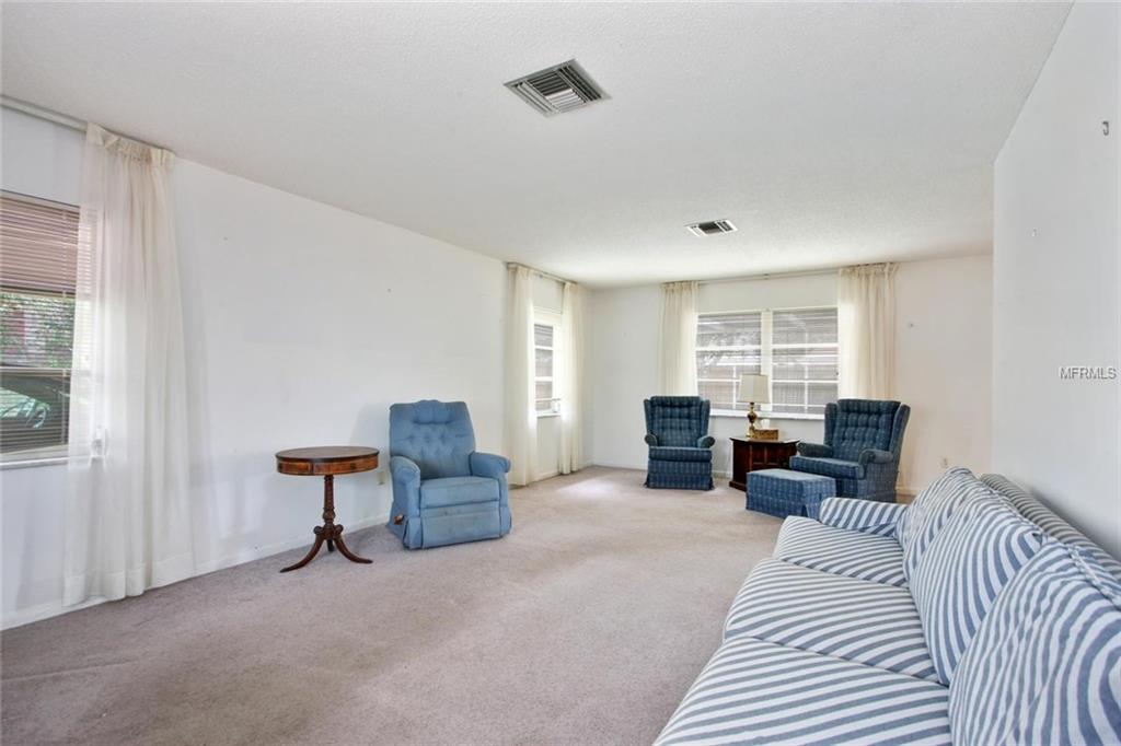 9306 CHASE STREET, SPRING HILL, Florida 34606, 3 Bedrooms Bedrooms, 7 Rooms Rooms,2 BathroomsBathrooms,Residential,For sale,CHASE,T2928565