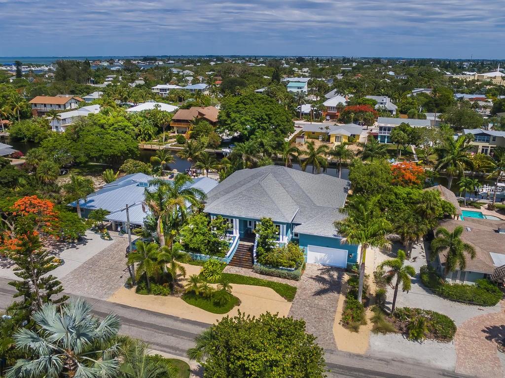 215 CHILSON AVENUE, ANNA MARIA, Florida 34216, 4 Bedrooms Bedrooms, 9 Rooms Rooms,4 BathroomsBathrooms,Residential,For sale,CHILSON,A4187551