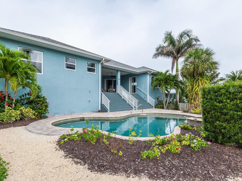 215 CHILSON AVENUE, ANNA MARIA, Florida 34216, 4 Bedrooms Bedrooms, 9 Rooms Rooms,4 BathroomsBathrooms,Residential,For sale,CHILSON,A4187551