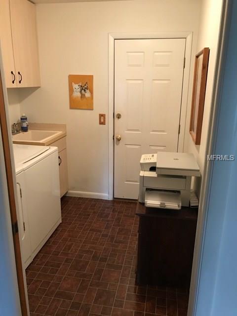 10204 DEERWOOD AVENUE, ENGLEWOOD, Florida 34224, 3 Bedrooms Bedrooms, 8 Rooms Rooms,2 BathroomsBathrooms,Residential,For sale,DEERWOOD,D5920224