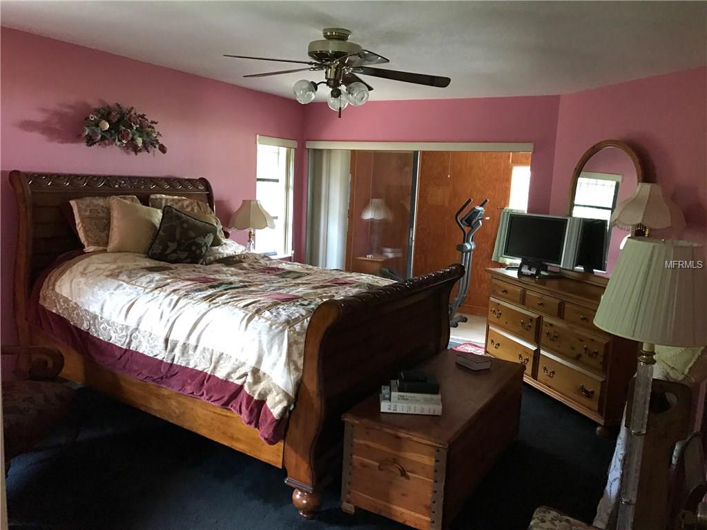 10204 DEERWOOD AVENUE, ENGLEWOOD, Florida 34224, 3 Bedrooms Bedrooms, 8 Rooms Rooms,2 BathroomsBathrooms,Residential,For sale,DEERWOOD,D5920224