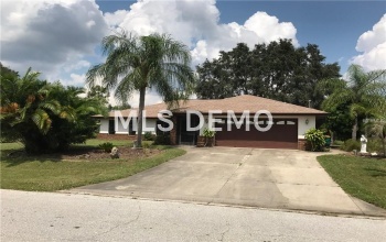 10204 DEERWOOD AVENUE, ENGLEWOOD, Florida 34224, 3 Bedrooms Bedrooms, 8 Rooms Rooms,2 BathroomsBathrooms,Residential,For sale,DEERWOOD,D5920224