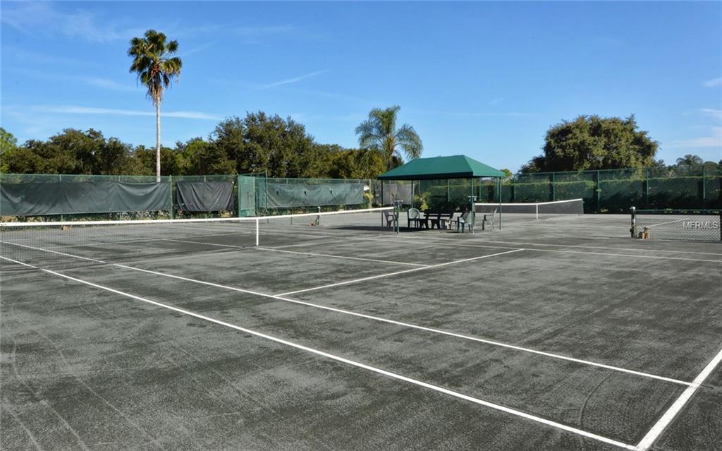 1989 WHITE FEATHER LANE, NOKOMIS, Florida 34275, 3 Bedrooms Bedrooms, 8 Rooms Rooms,2 BathroomsBathrooms,Residential,For sale,WHITE FEATHER,A4198726