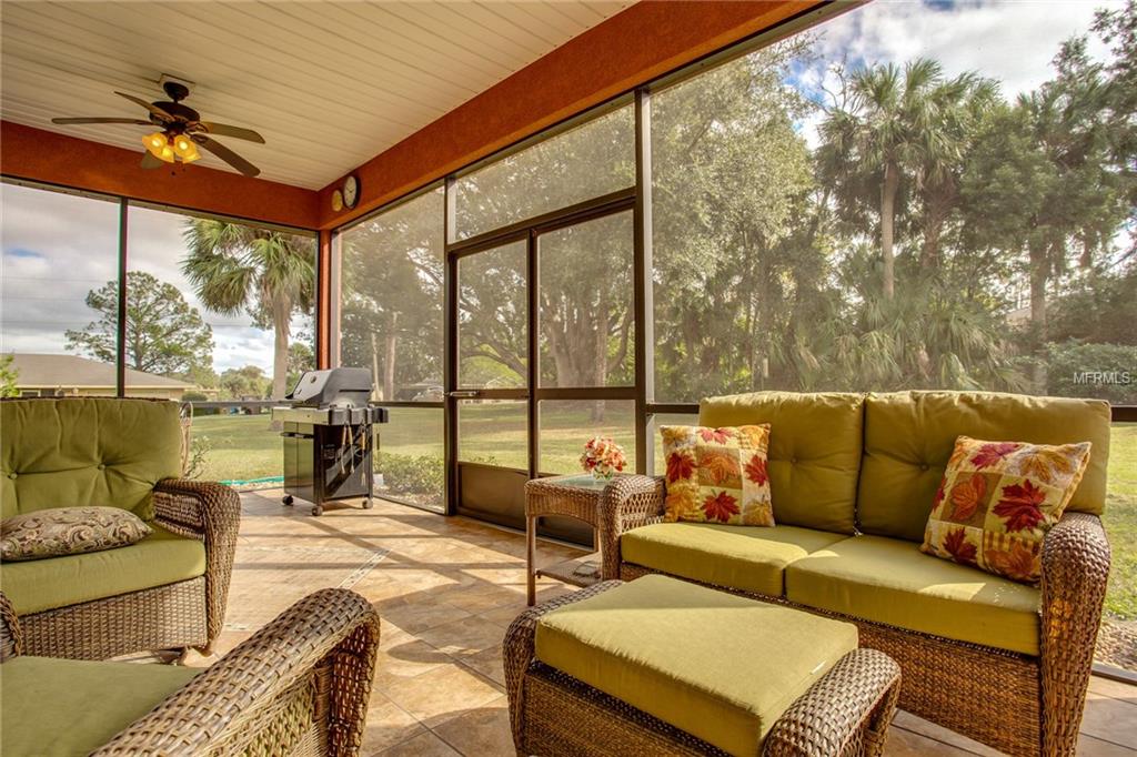 40636 PLYMOUTH CIRCLE, UMATILLA, Florida 32784, 4 Bedrooms Bedrooms, 9 Rooms Rooms,4 BathroomsBathrooms,Residential,For sale,PLYMOUTH,G4849621