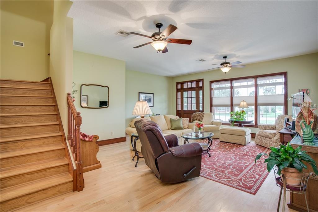 40636 PLYMOUTH CIRCLE, UMATILLA, Florida 32784, 4 Bedrooms Bedrooms, 9 Rooms Rooms,4 BathroomsBathrooms,Residential,For sale,PLYMOUTH,G4849621