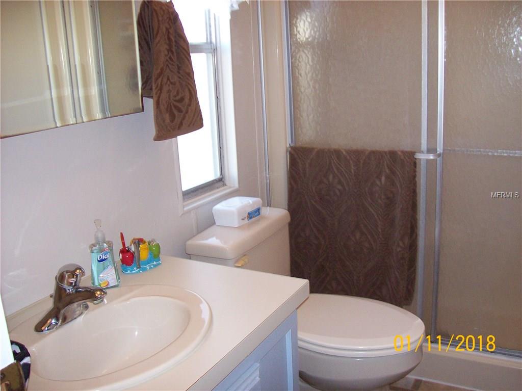 137 SEAWARD WAY, NORTH PORT, Florida 34287, 2 Bedrooms Bedrooms, 6 Rooms Rooms,2 BathroomsBathrooms,Residential,For sale,SEAWARD,C7247767