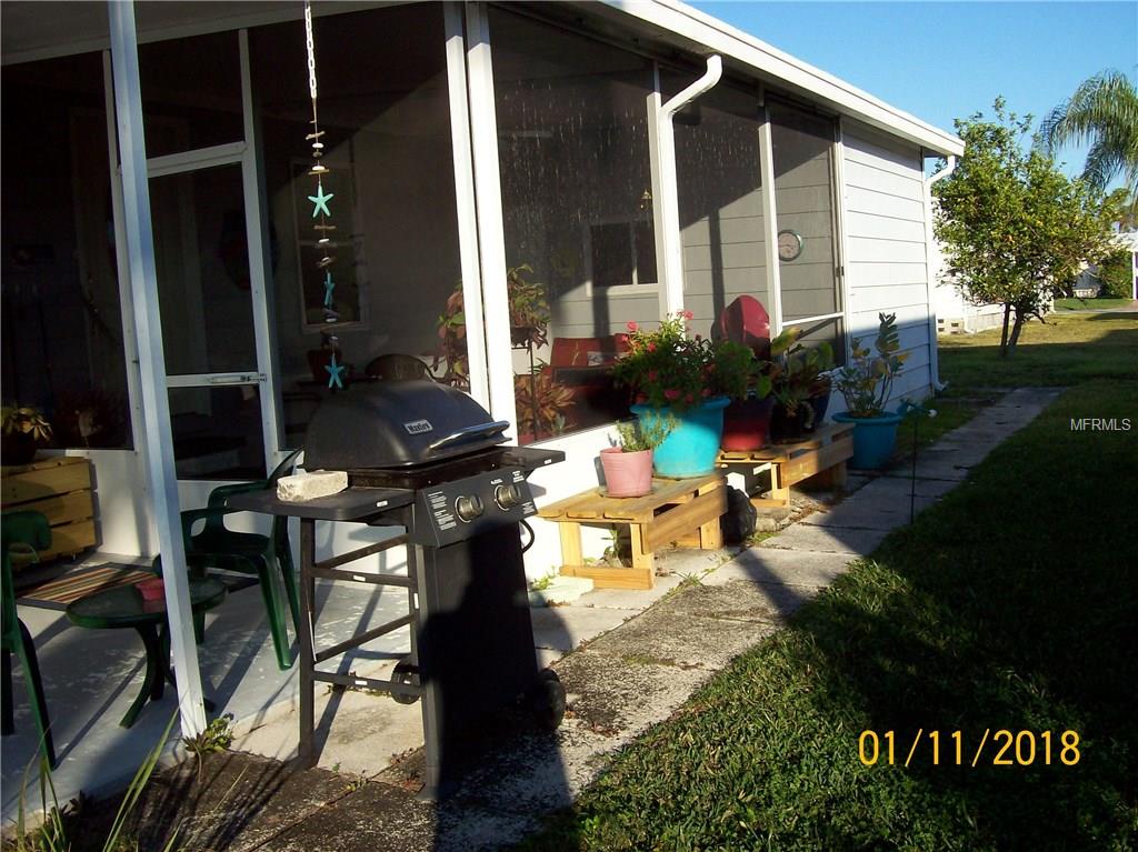 137 SEAWARD WAY, NORTH PORT, Florida 34287, 2 Bedrooms Bedrooms, 6 Rooms Rooms,2 BathroomsBathrooms,Residential,For sale,SEAWARD,C7247767