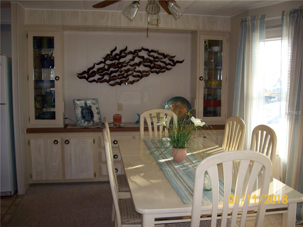 137 SEAWARD WAY, NORTH PORT, Florida 34287, 2 Bedrooms Bedrooms, 6 Rooms Rooms,2 BathroomsBathrooms,Residential,For sale,SEAWARD,C7247767