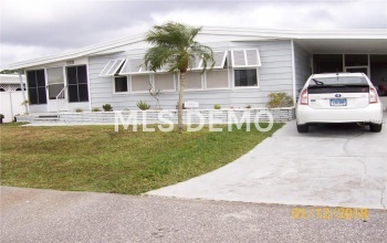 137 SEAWARD WAY, NORTH PORT, Florida 34287, 2 Bedrooms Bedrooms, 6 Rooms Rooms,2 BathroomsBathrooms,Residential,For sale,SEAWARD,C7247767