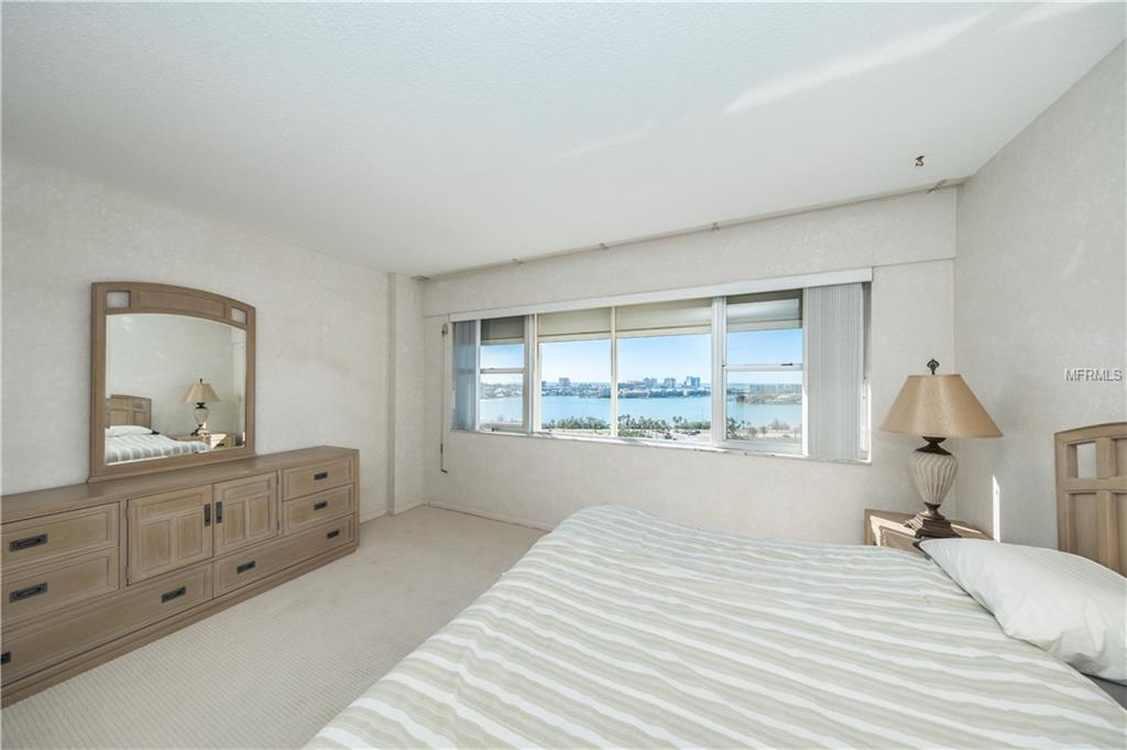 31 ISLAND WAY, CLEARWATER BEACH, Florida 33767, 1 Bedroom Bedrooms, 3 Rooms Rooms,1 BathroomBathrooms,Residential,For sale,ISLAND,U7844630