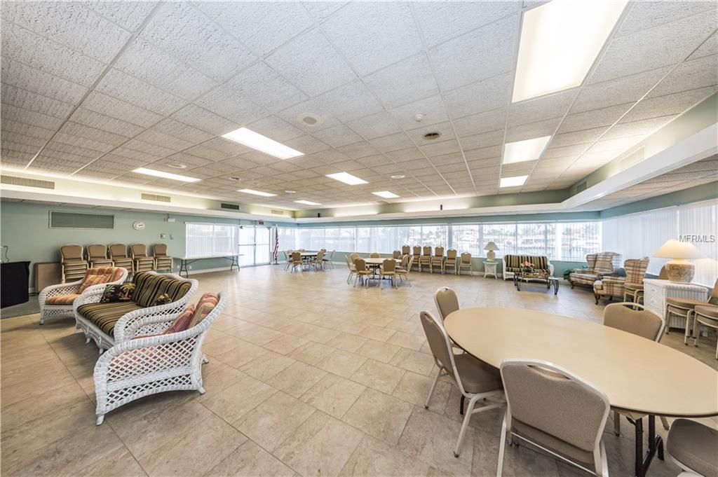 31 ISLAND WAY, CLEARWATER BEACH, Florida 33767, 1 Bedroom Bedrooms, 3 Rooms Rooms,1 BathroomBathrooms,Residential,For sale,ISLAND,U7844630