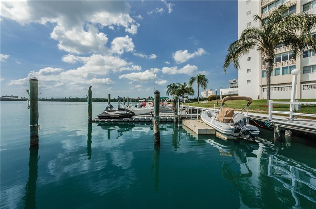 31 ISLAND WAY, CLEARWATER BEACH, Florida 33767, 1 Bedroom Bedrooms, 3 Rooms Rooms,1 BathroomBathrooms,Residential,For sale,ISLAND,U7844630