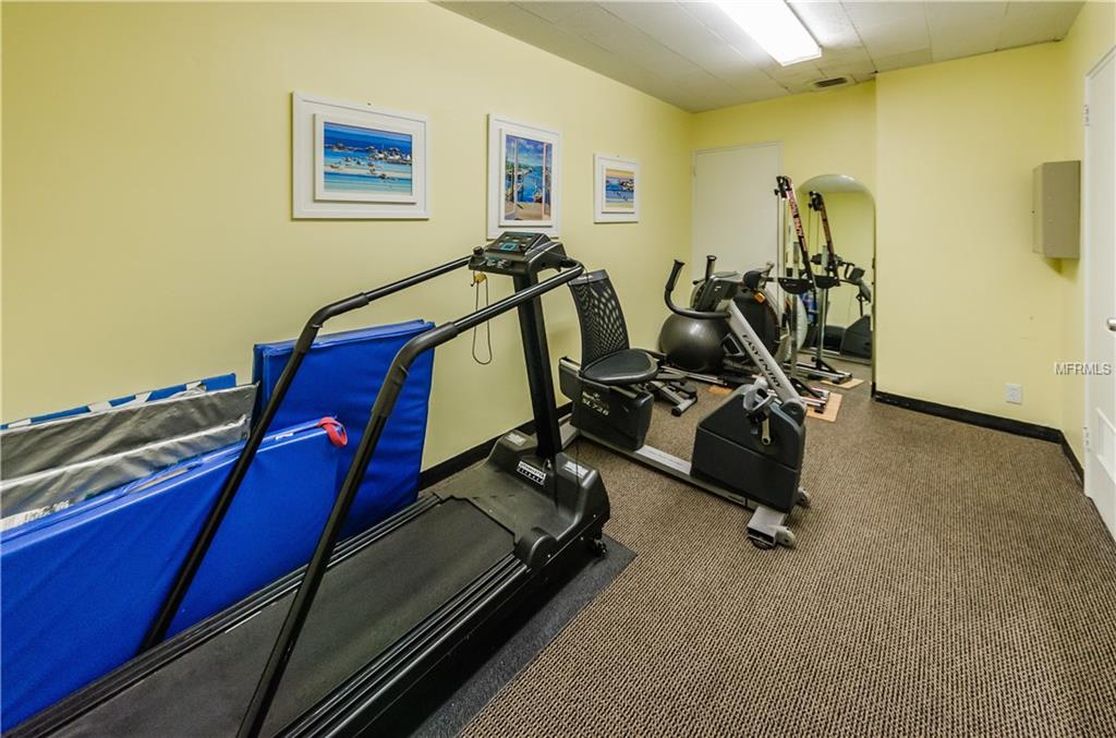 31 ISLAND WAY, CLEARWATER BEACH, Florida 33767, 1 Bedroom Bedrooms, 3 Rooms Rooms,1 BathroomBathrooms,Residential,For sale,ISLAND,U7844630