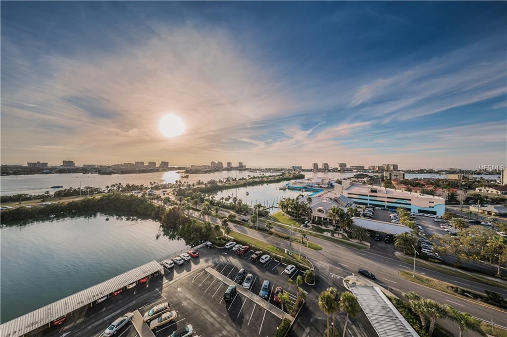 31 ISLAND WAY, CLEARWATER BEACH, Florida 33767, 1 Bedroom Bedrooms, 3 Rooms Rooms,1 BathroomBathrooms,Residential,For sale,ISLAND,U7844630