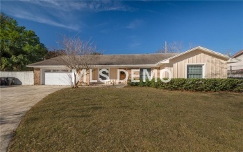 1274 JULIANA PLACE, ORLANDO, Florida 32807, 4 Bedrooms Bedrooms, 9 Rooms Rooms,2 BathroomsBathrooms,Residential,For sale,JULIANA,O5557983