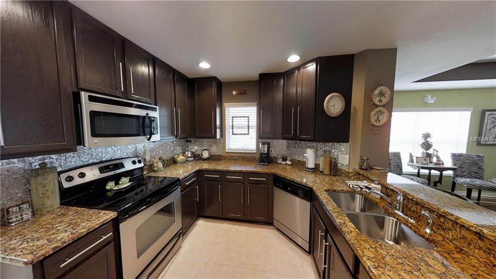 5822 OAK MILL TERRACE, PALMETTO, Florida 34221, 3 Bedrooms Bedrooms, 3 Rooms Rooms,2 BathroomsBathrooms,Residential,For sale,OAK MILL,A4209617