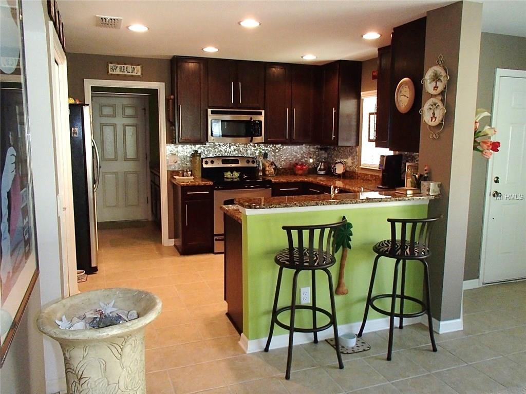 5822 OAK MILL TERRACE, PALMETTO, Florida 34221, 3 Bedrooms Bedrooms, 3 Rooms Rooms,2 BathroomsBathrooms,Residential,For sale,OAK MILL,A4209617